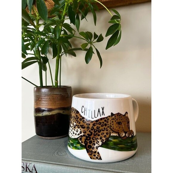 ✨Opal House Chillax Ceramic Cheetah 12 oz Mug ✨ - Picture 7 of 8